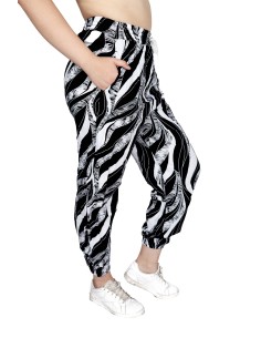 Calza estampada curvas de mujer 1 2